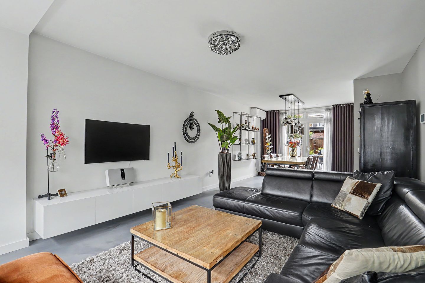 Photo 14 of Willem van Oranjestraat 28