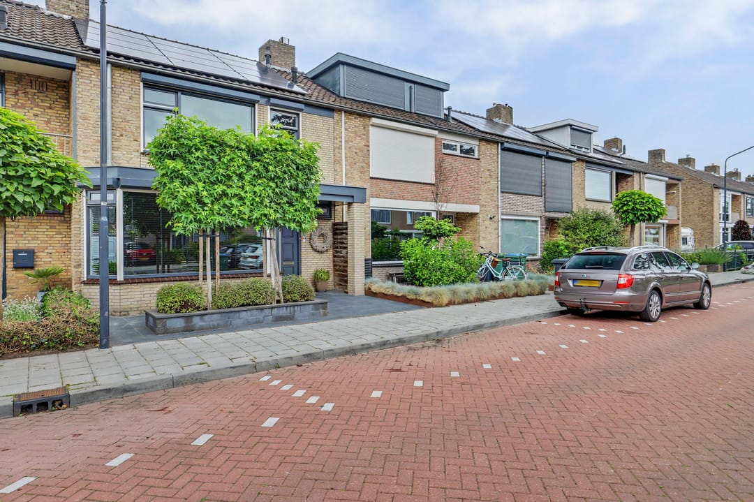 Photo 38 of Willem van Oranjestraat 28