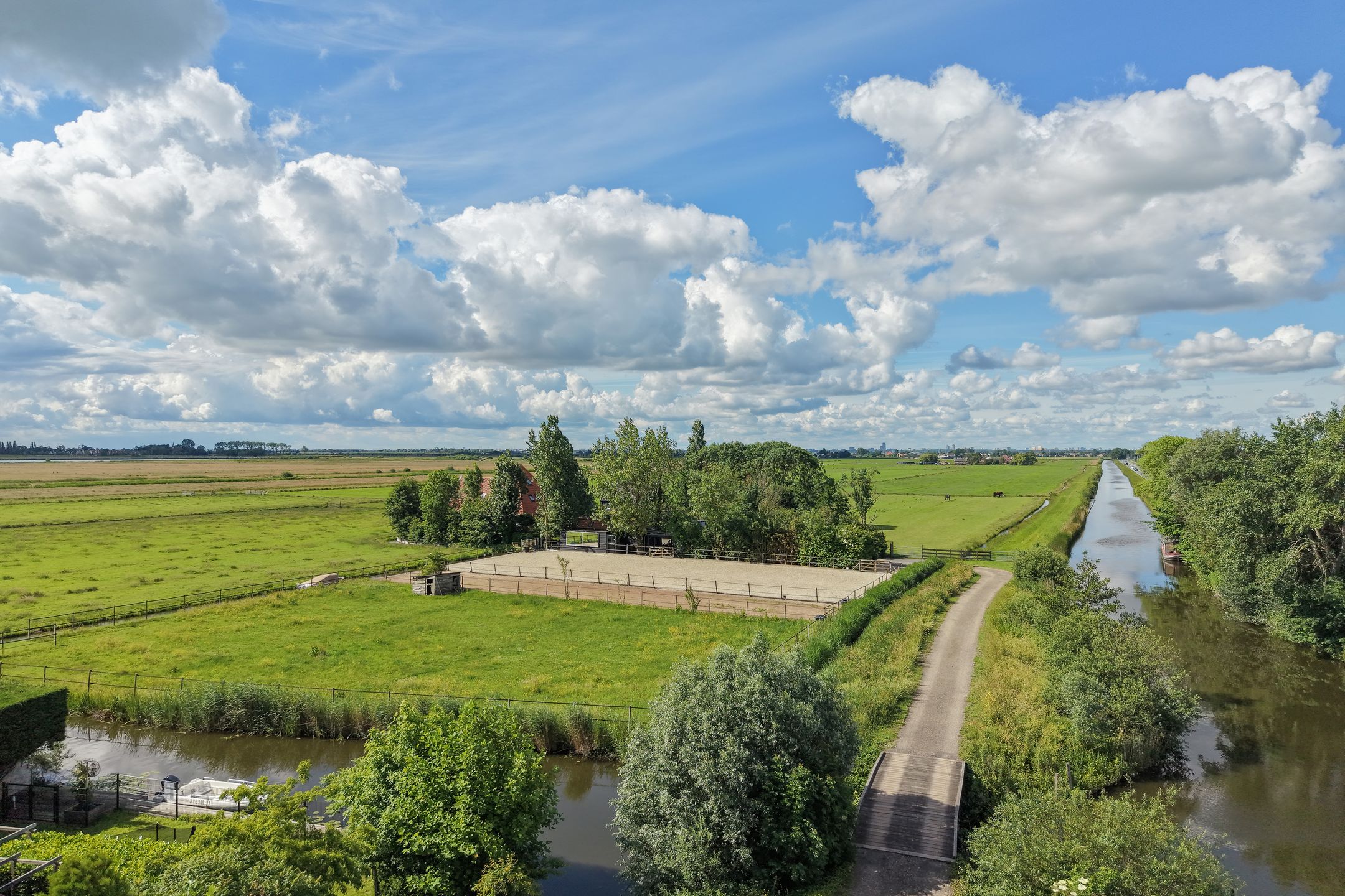 Photo 6 of Verdeek 4