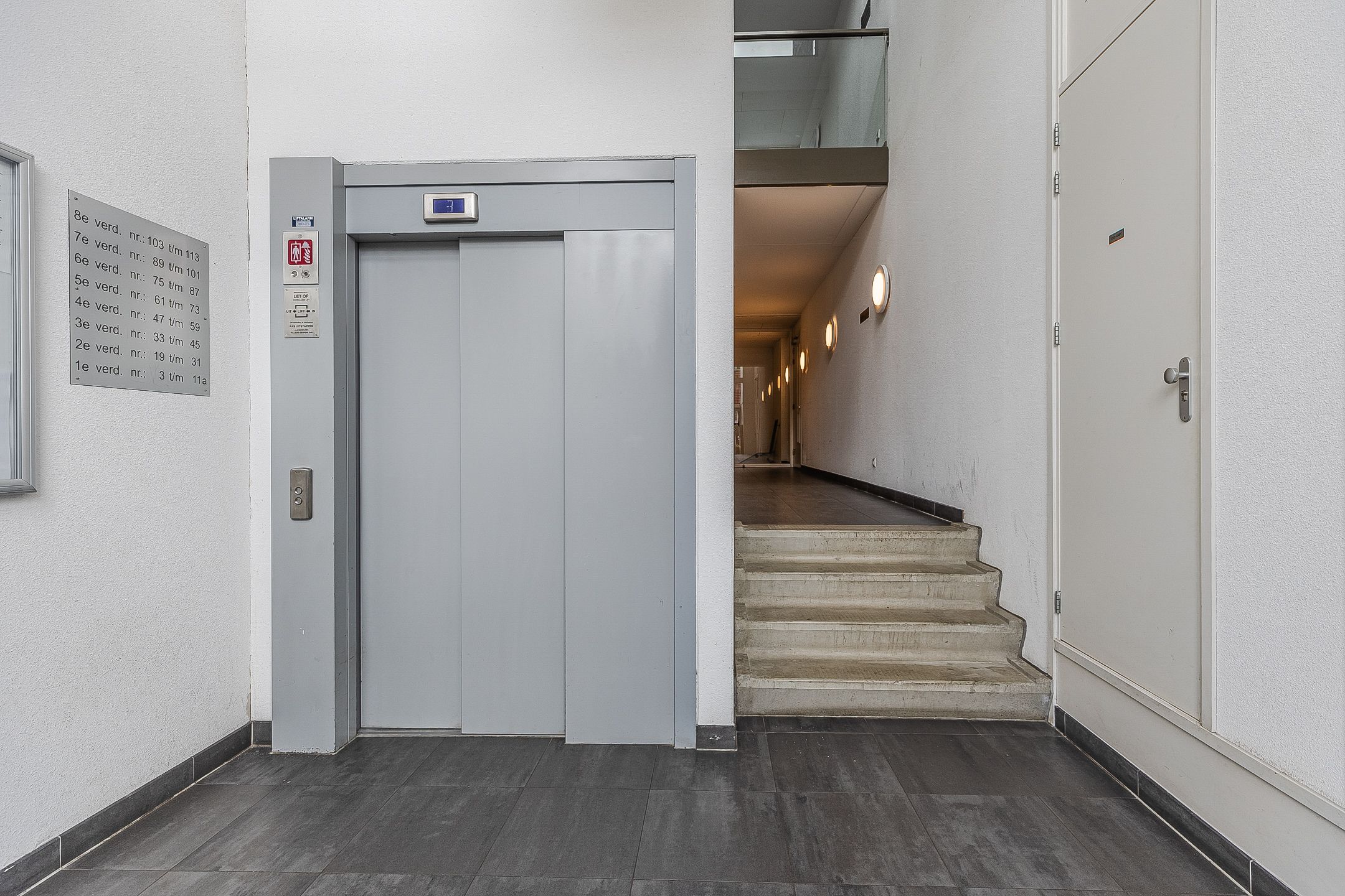 Photo 24 of Vurehout 5-A