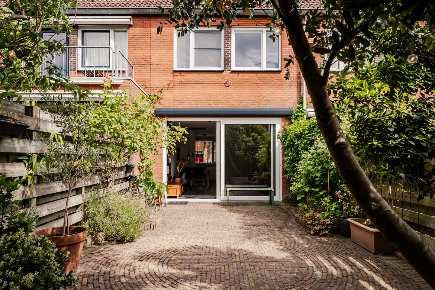 Foto 19 van Lijnbaanstraat 22