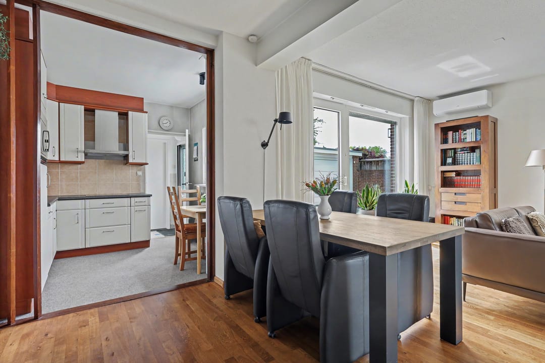 Photo 13 of Willem Rijbbertstraat 5