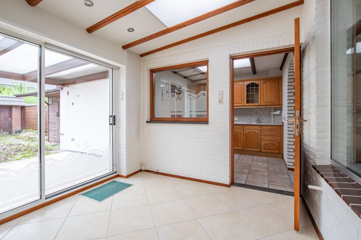 Tussenwoning te koop: Pastoor Huppertzstraat 15, Landgraaf