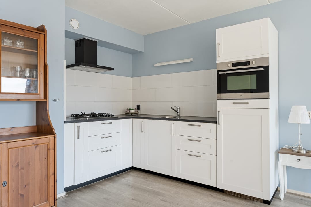 Photo 8 of Meerdorpstraat 34