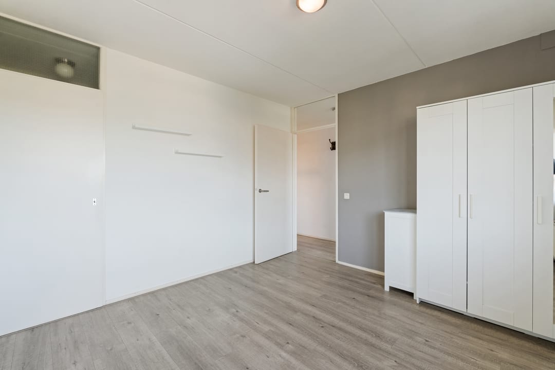 Photo 11 of Meerdorpstraat 34