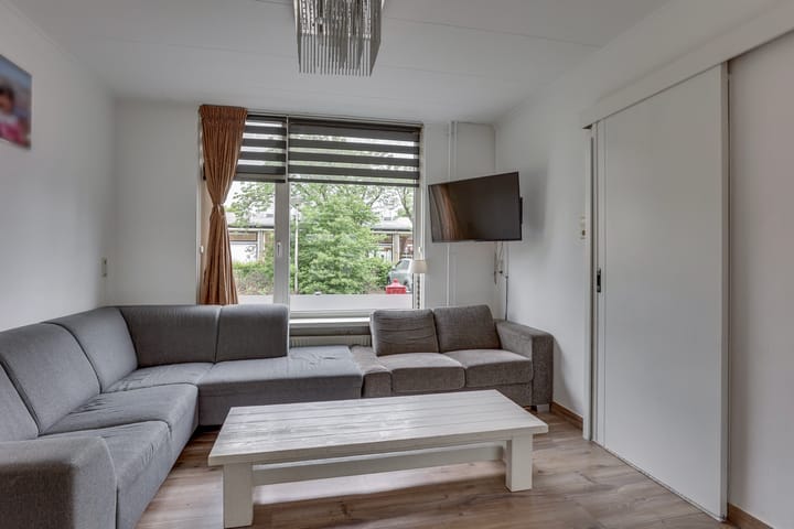 Tussenwoning te koop: Vijverpark 80, Kuinre