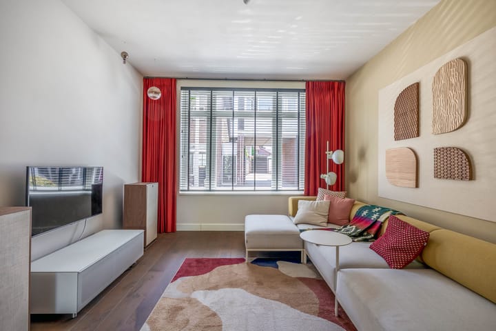 Tussenwoning te koop: Rozemarijnstraat 26, Eindhoven