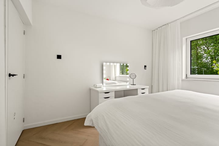 Appartement te koop: Poelenburg 25, Zaandam