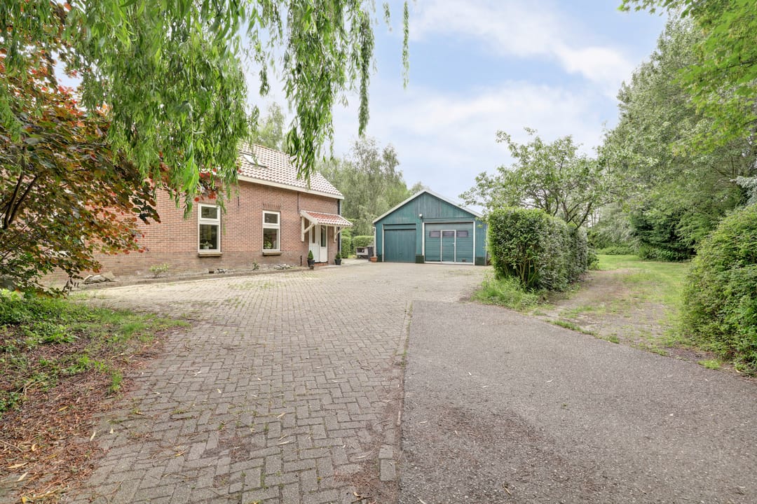 Photo 8 of Achterweg 12