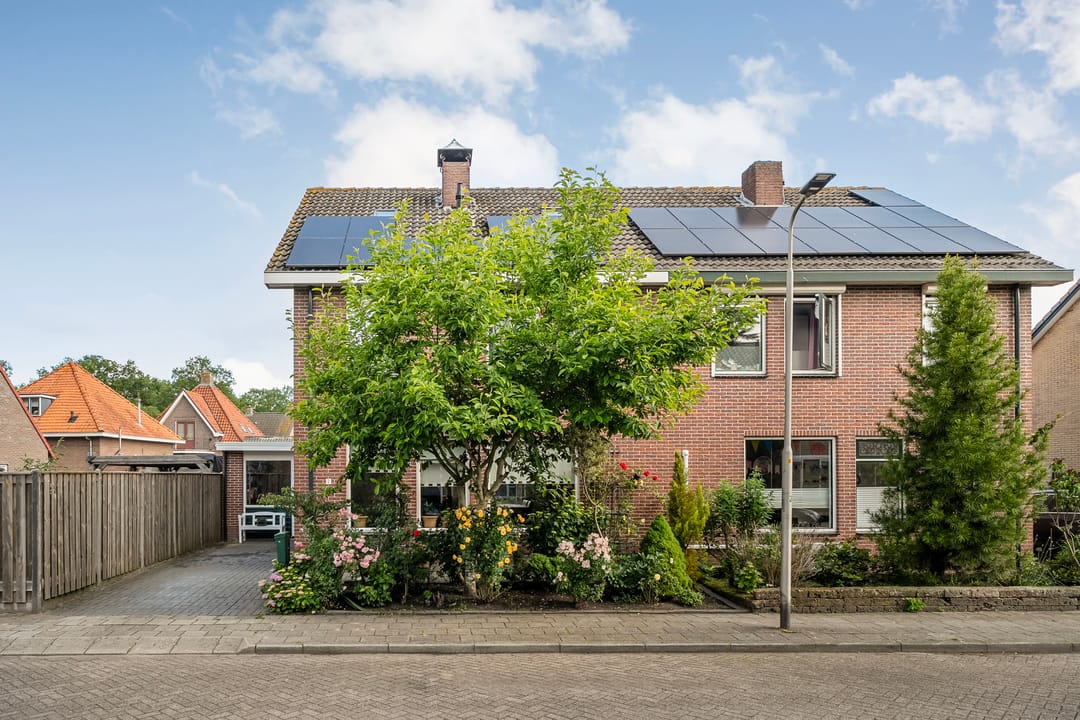 Photo 2 of Beukenlaan 2