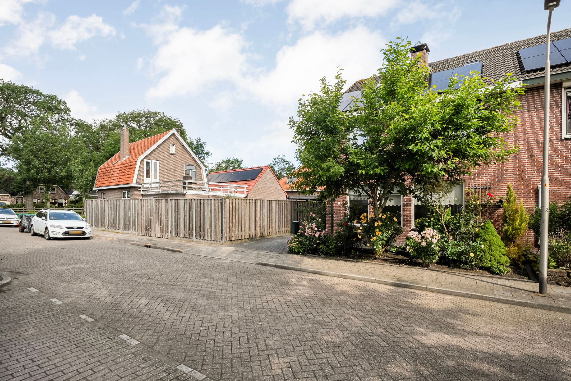 Photo 3 of Beukenlaan 2