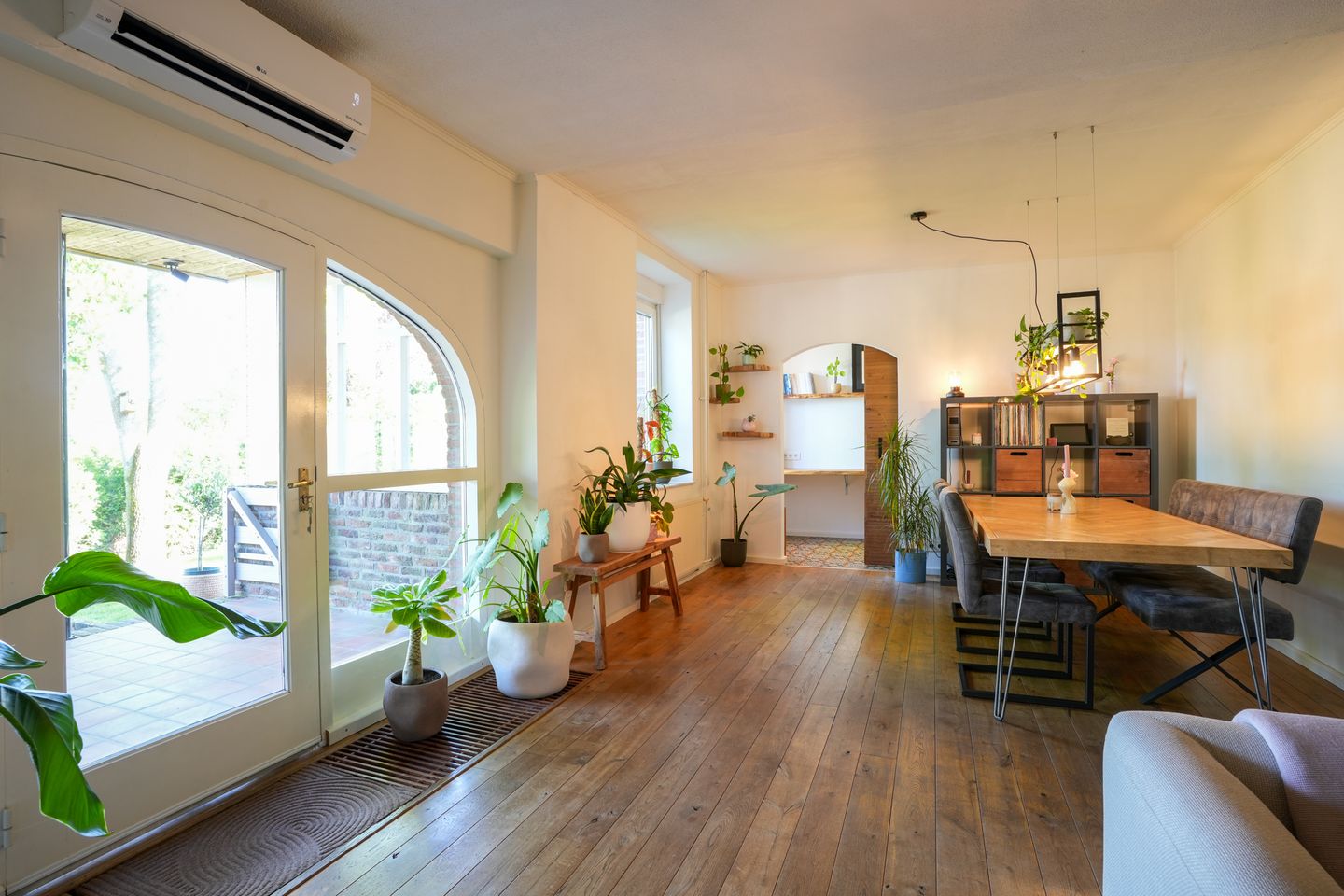 Photo 10 of Hulserstraat 99-A