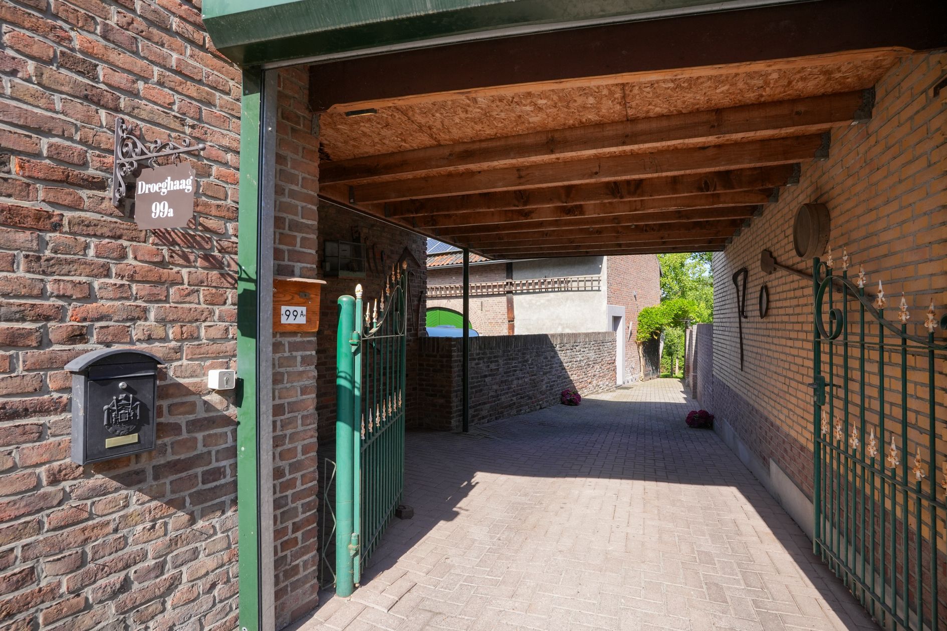 Photo 51 of Hulserstraat 99-A