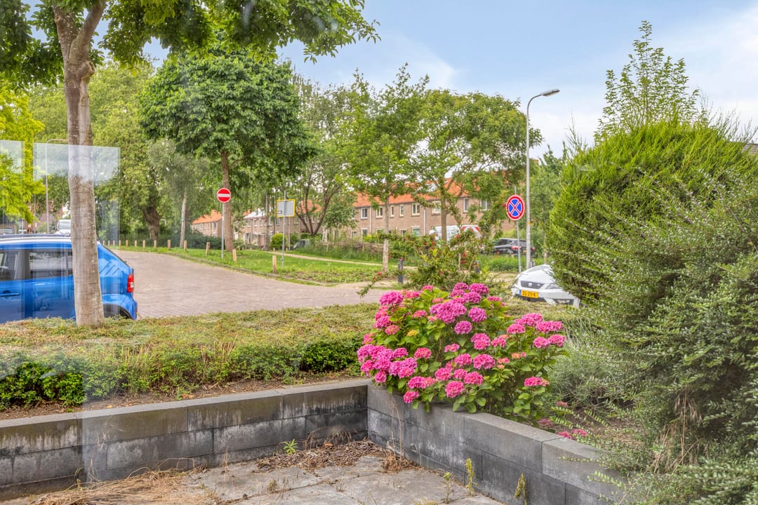 Photo 11 of Pieter de Hooghstraat 12