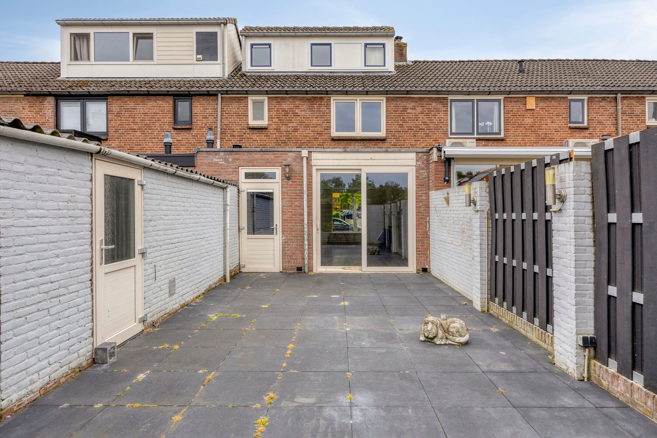 Photo 30 of Pieter de Hooghstraat 12