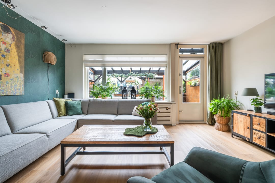 Photo 11 of Basrastraat 25