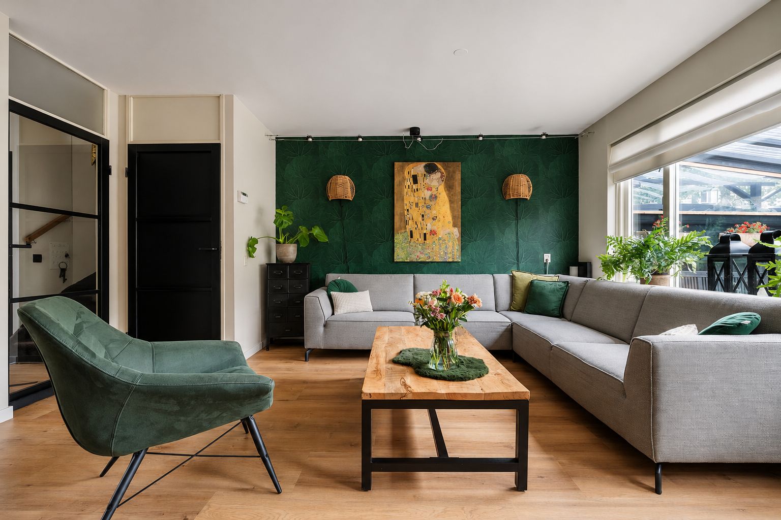 Photo 9 of Basrastraat 25