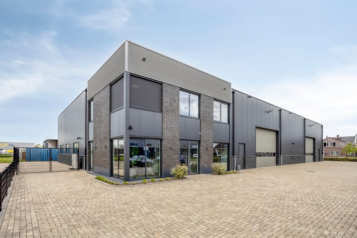 Laan De Wijze 12, Beugen