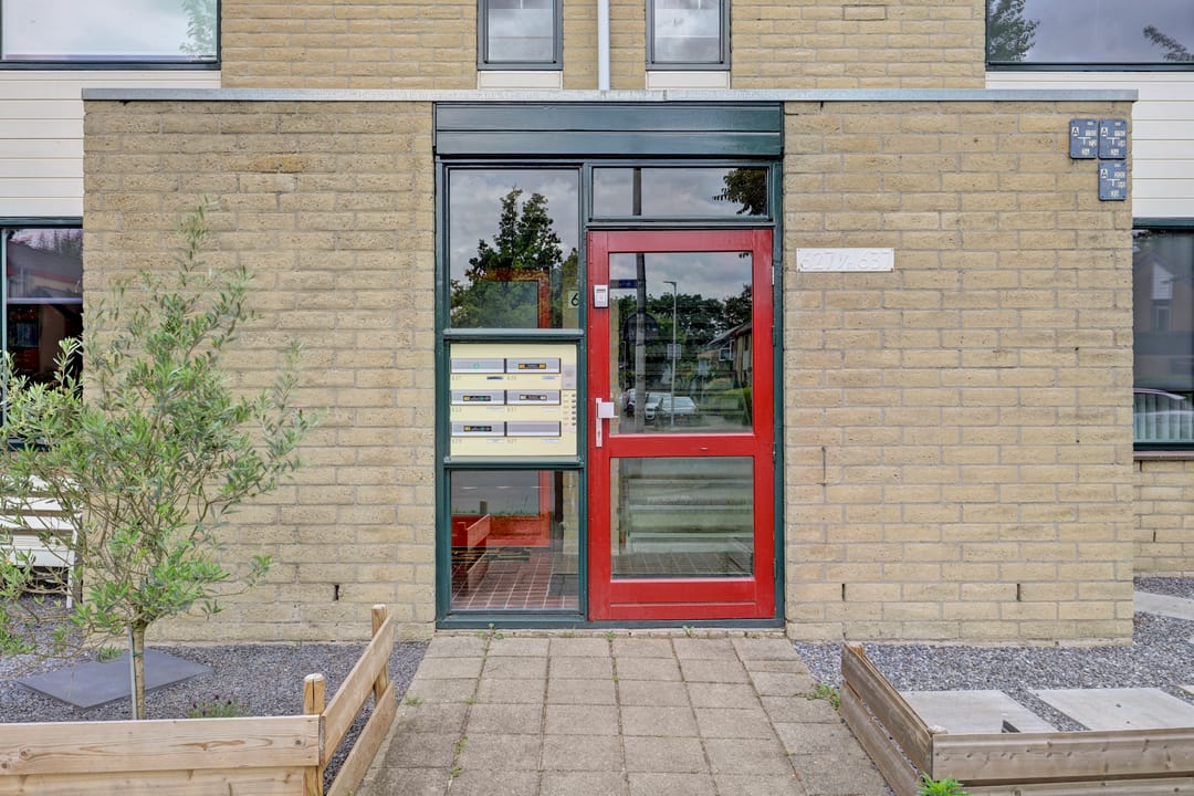 Foto 2 van Furkabaan 629