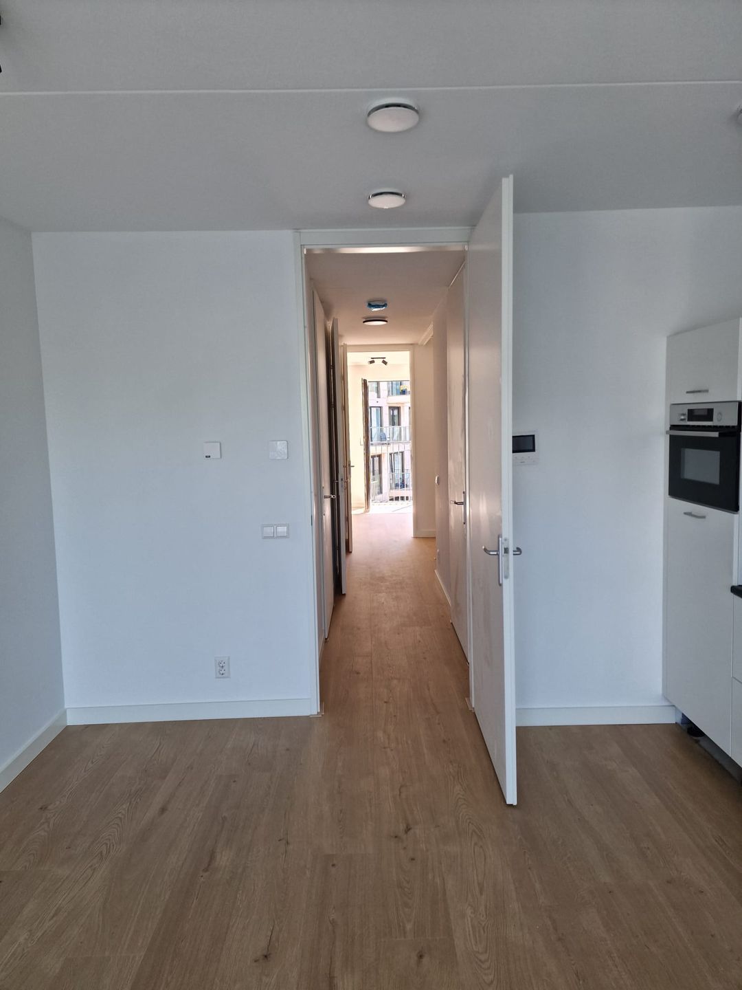 Photo 22 of Burnhamstraat 55