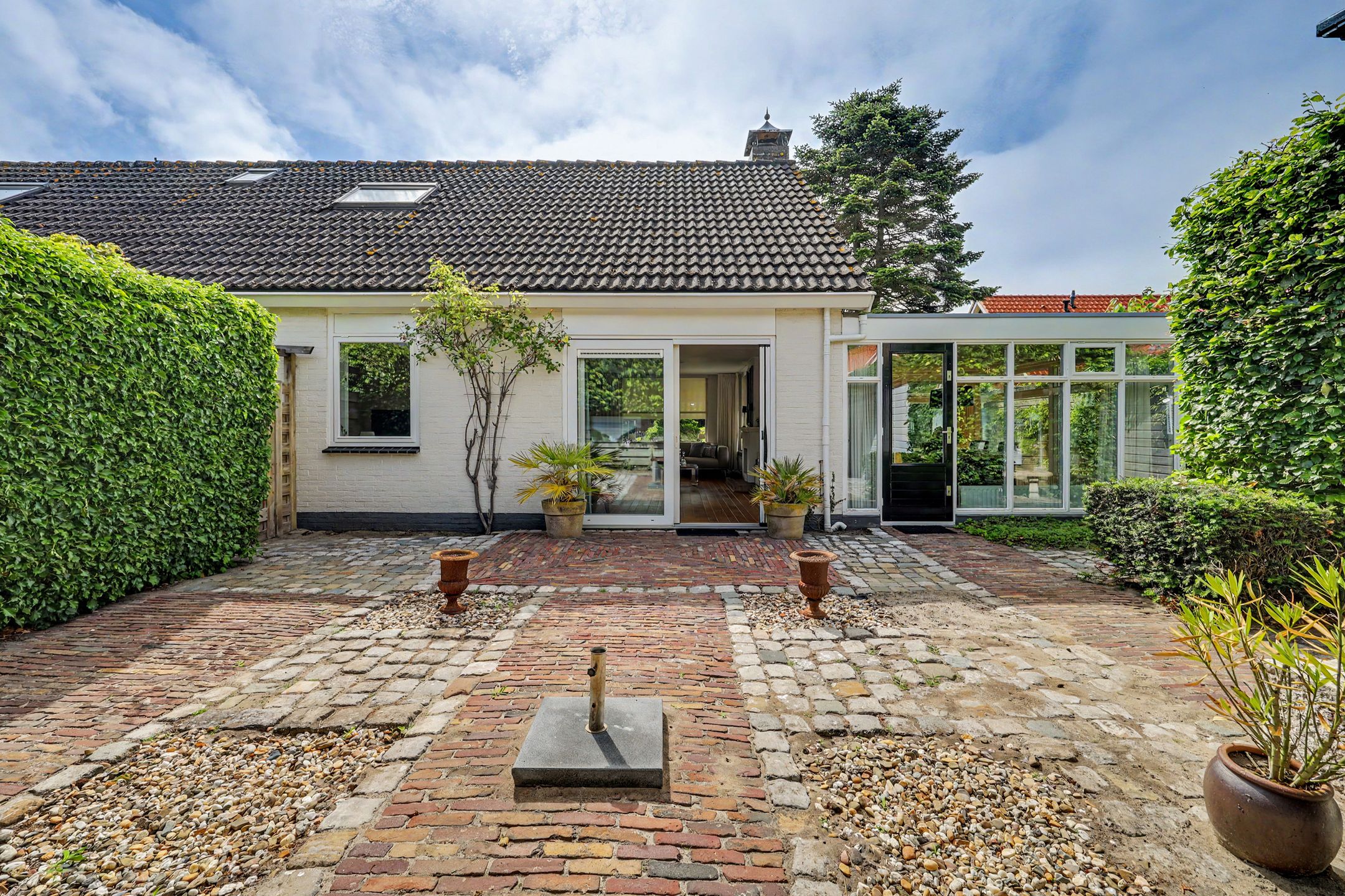 Photo 27 of Hogezoom 105-A