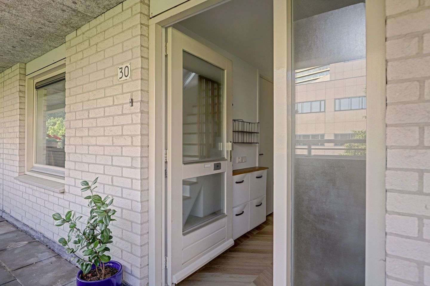 Photo 35 of Bertrand Russellstraat 30