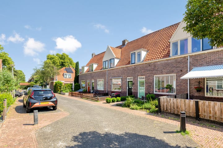 Photo 3 of Anjerstraat 19