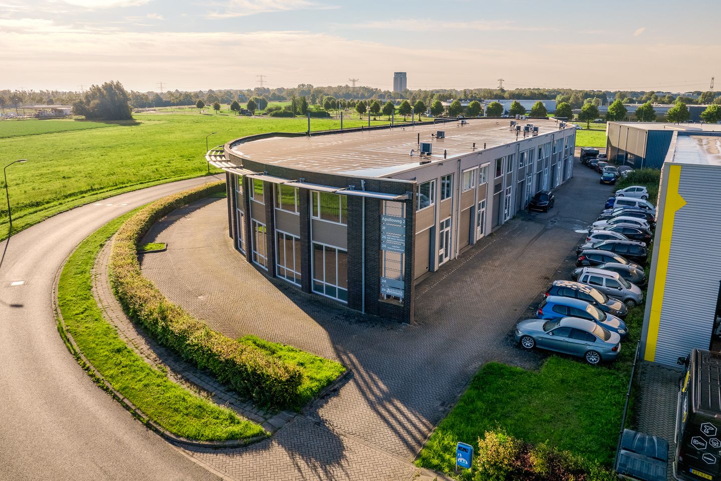 Bekijk foto 2 van Apolloweg 2-J