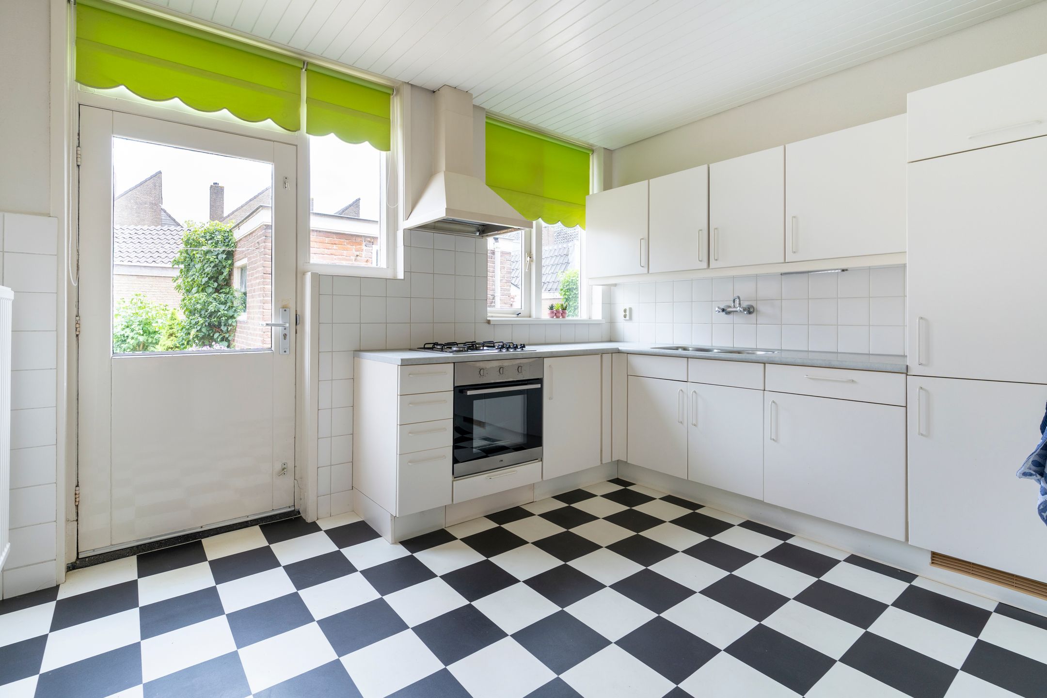 Photo 18 of Kerkstraat 44