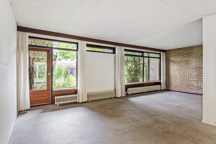 Photo 2 of Buiten Sociëteitstraat 2