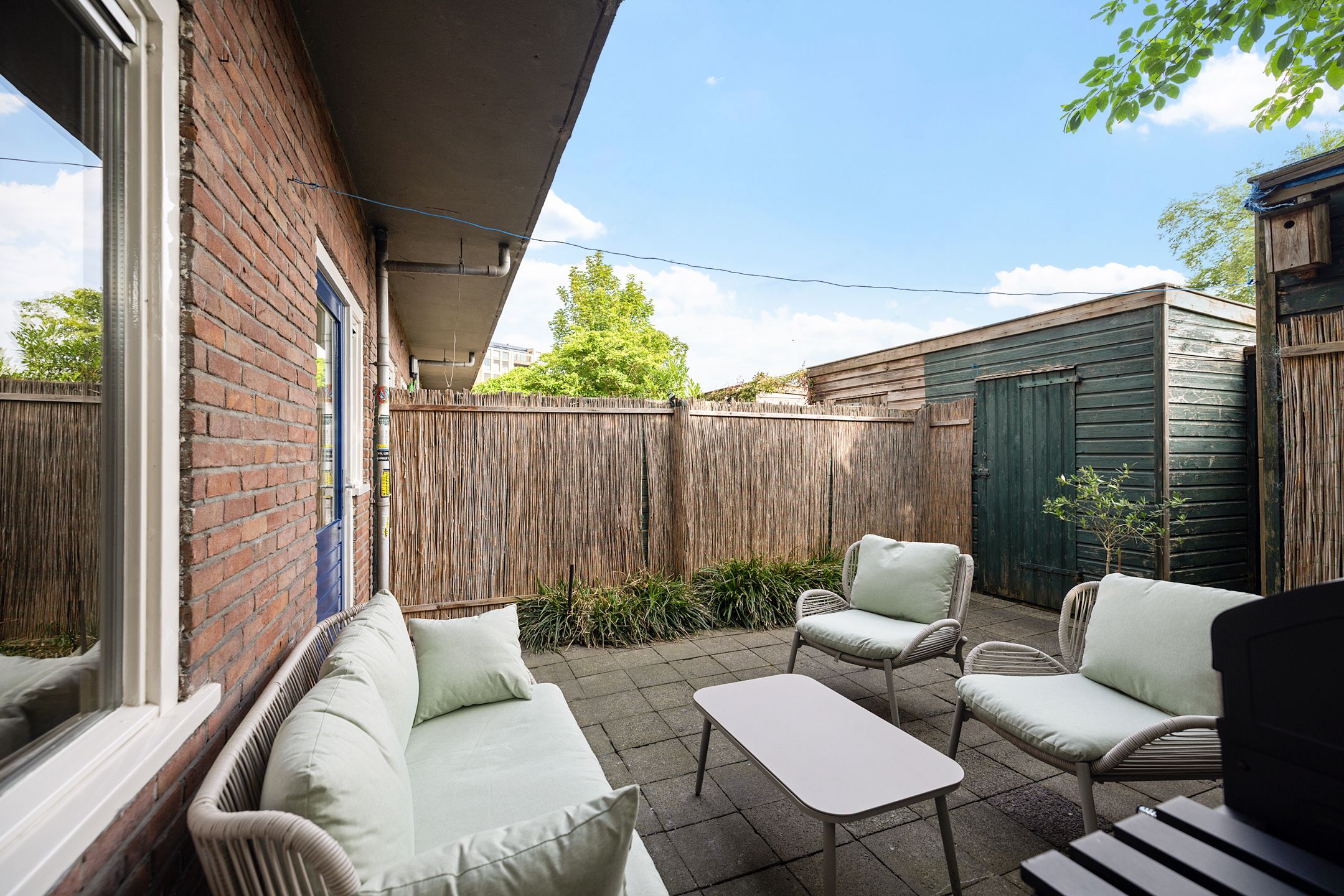 Photo 18 of Diepenbrockstraat 16