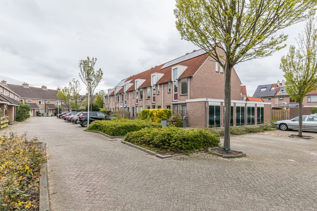 Photo 8 of Morelstraat 36