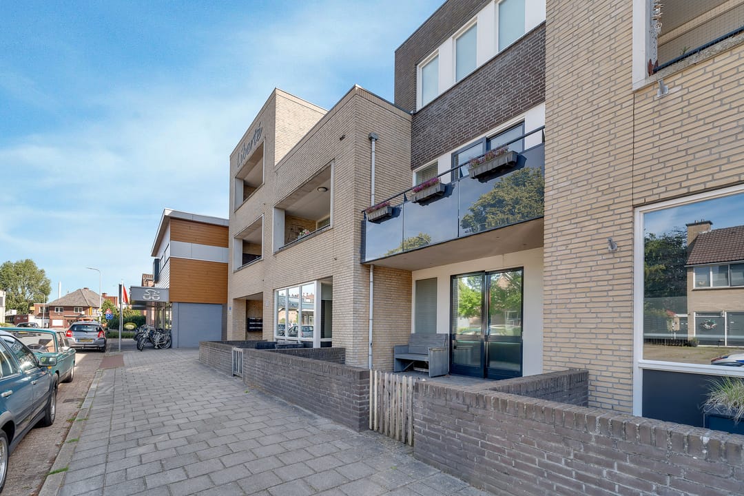 Foto 26 van Rijssensestraat 121-07