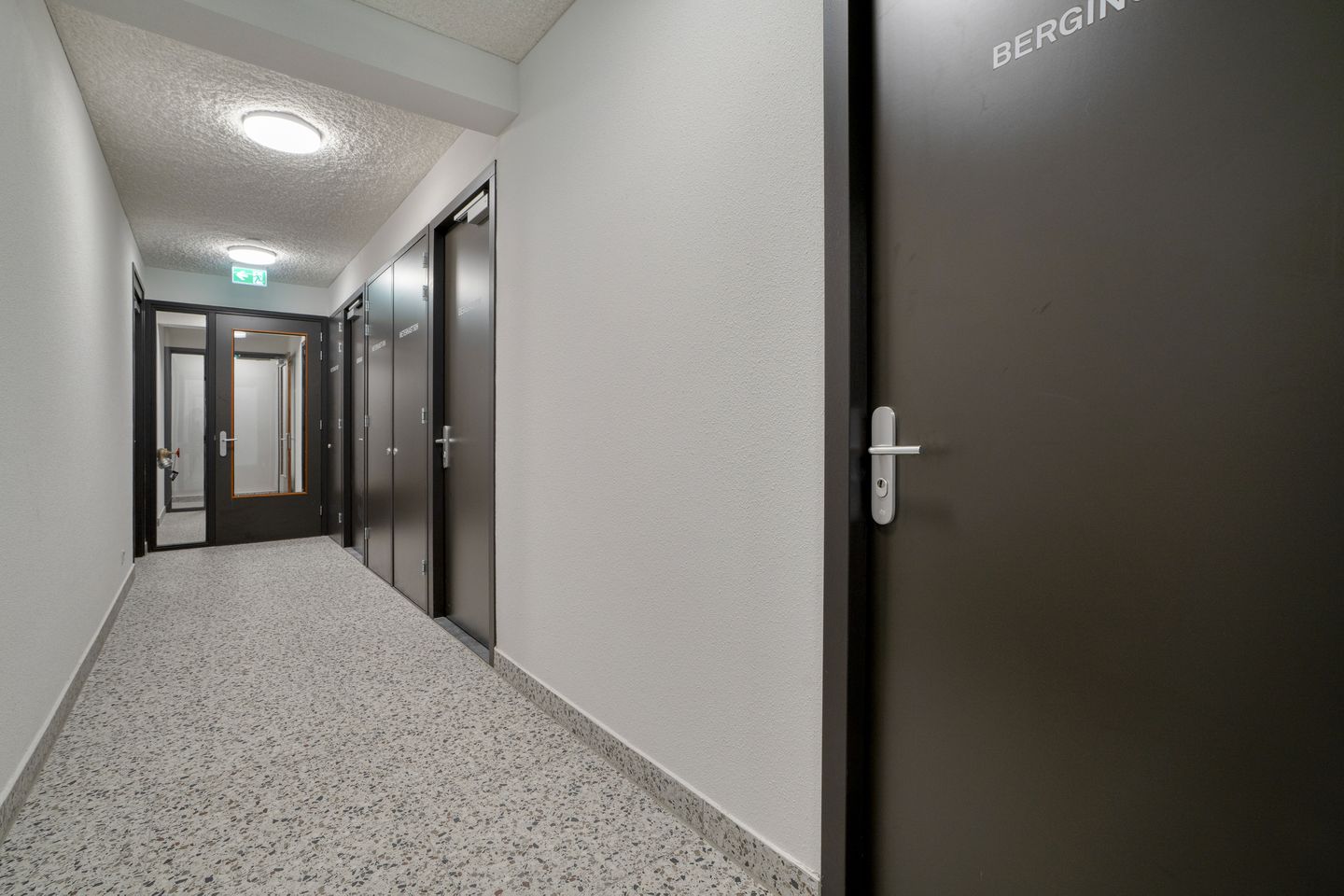 Foto 10 van Ireneboulevard 50-H