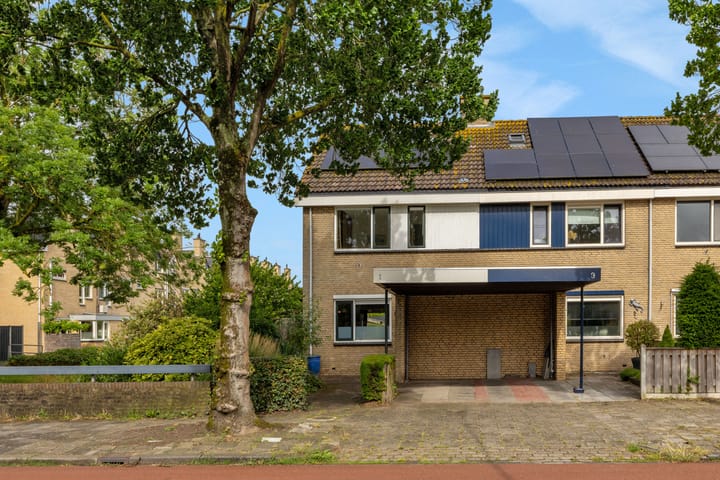 Hoekwoning te koop: Vlasakkerlaan 1, Hellevoetsluis