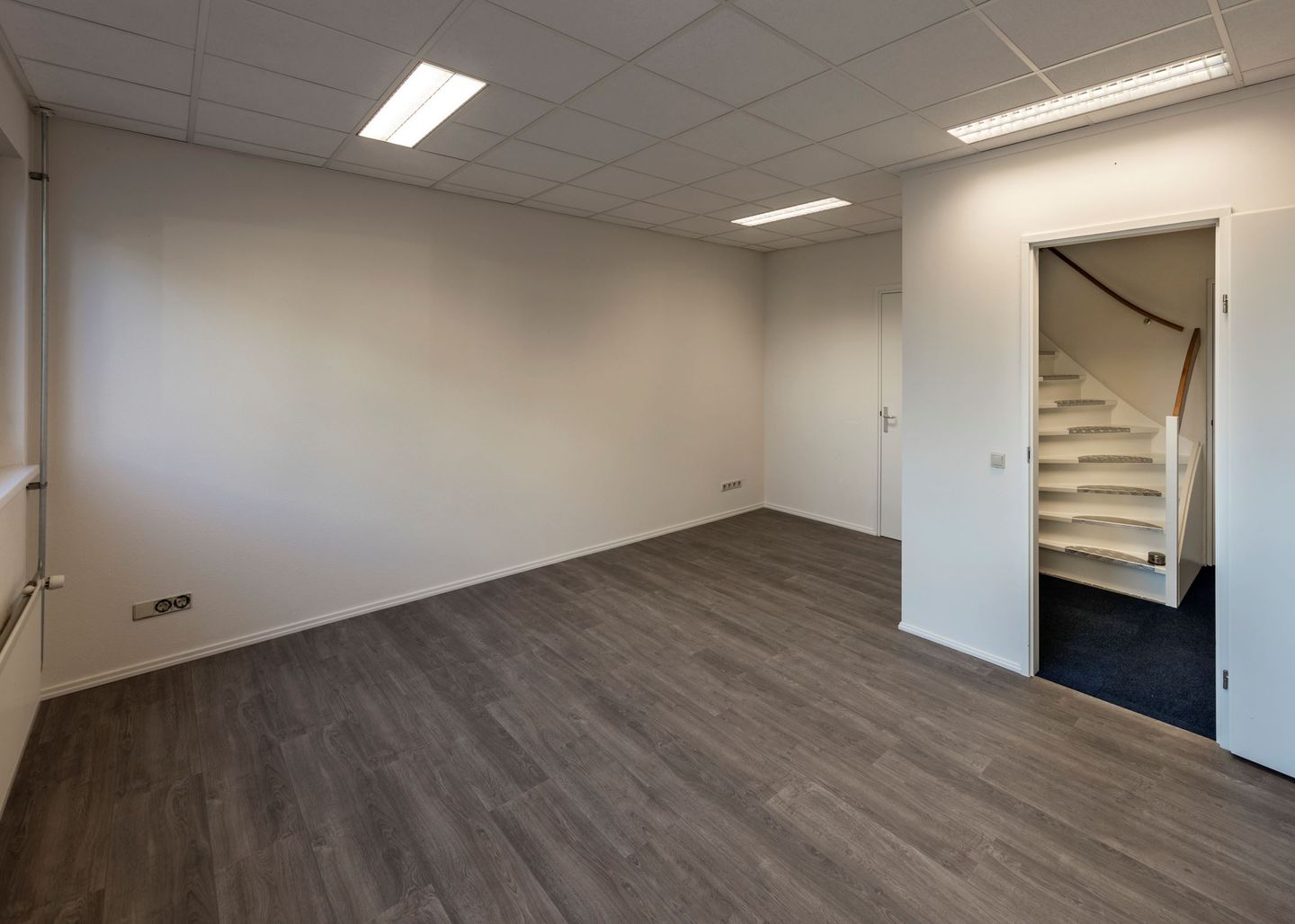 Bekijk foto 4 van Spoorhaven 17