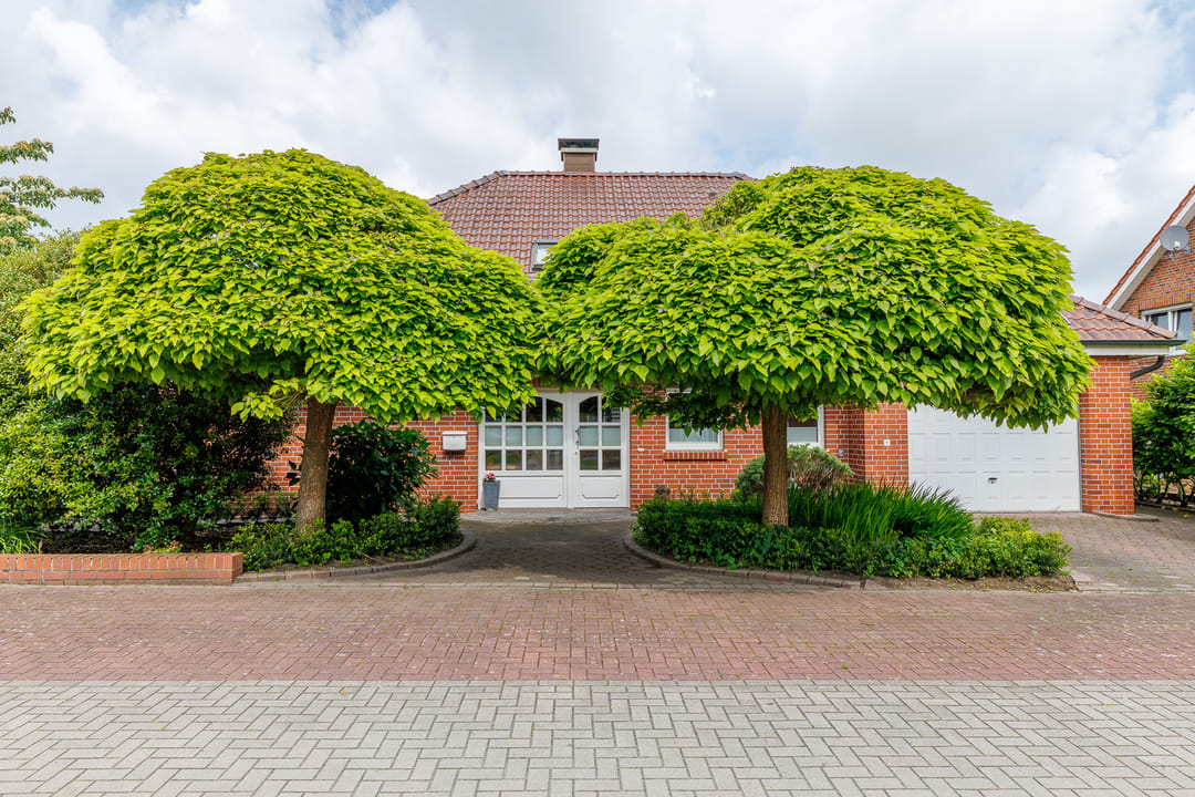Foto 46 van Graf von Moltke Straße 12