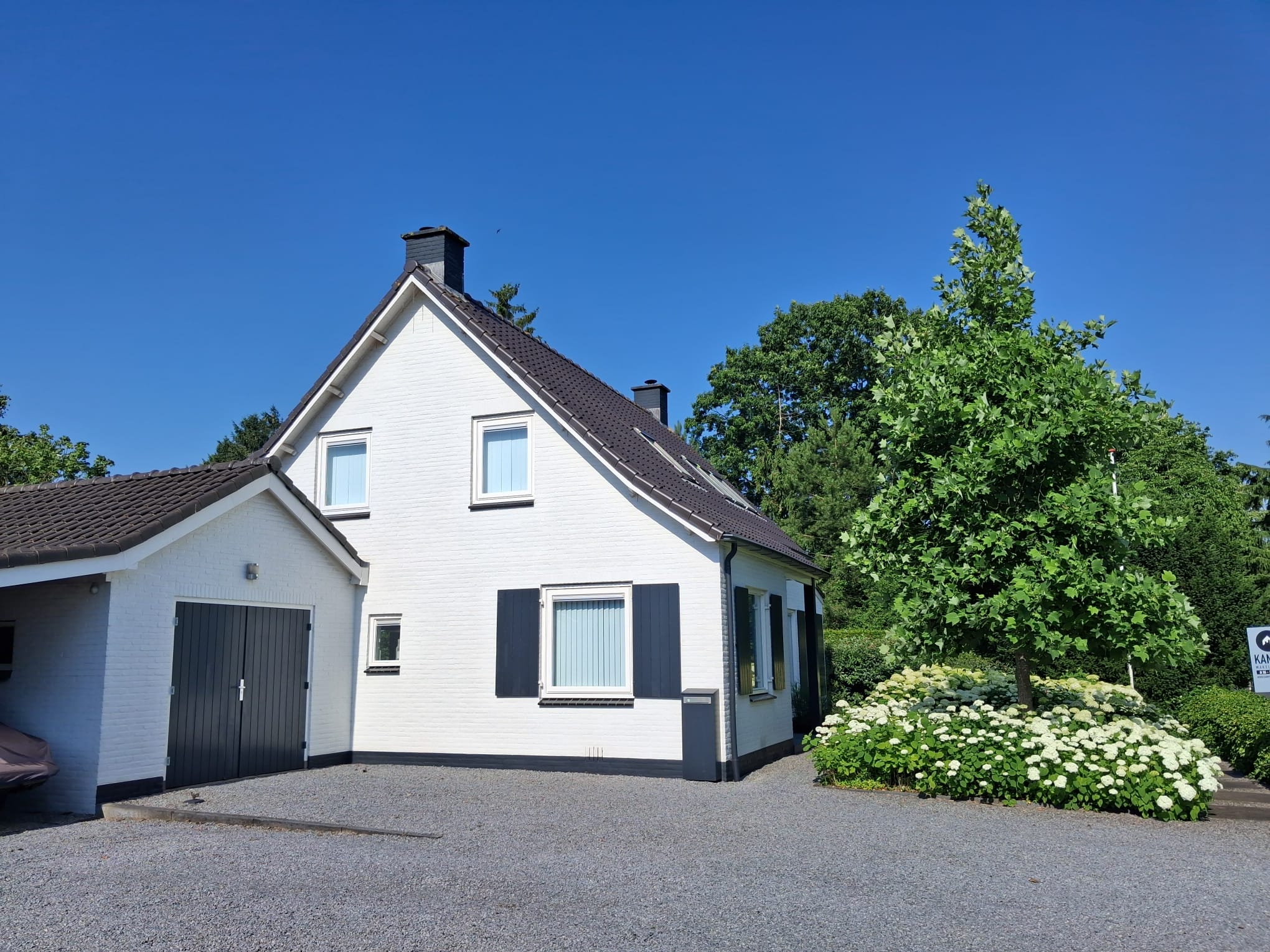 Photo 9 of Burg. Vrijlandweg 34