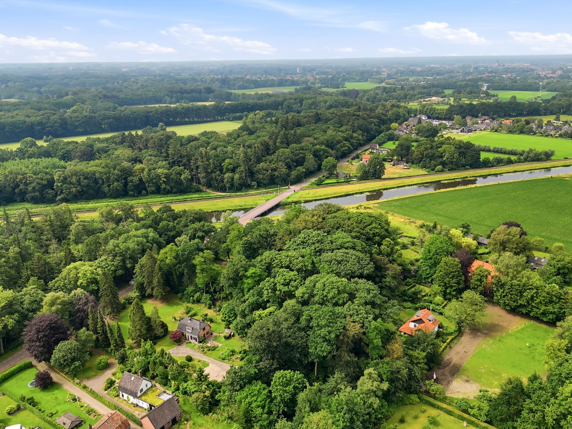 Photo 45 of Almenseweg 29