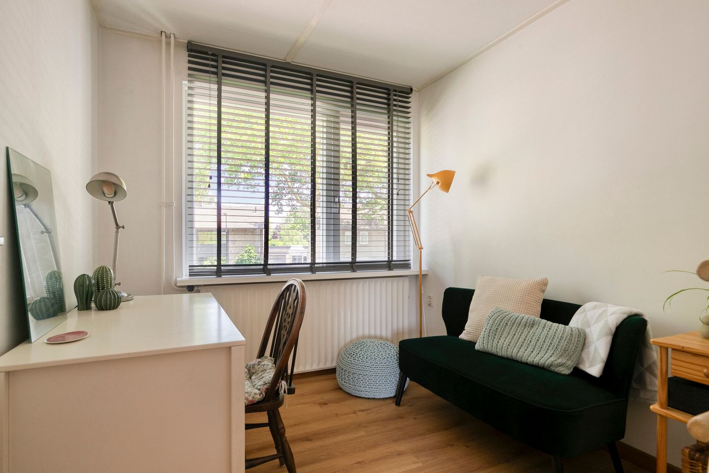 Photo 20 of Burg. Verwielstraat 58
