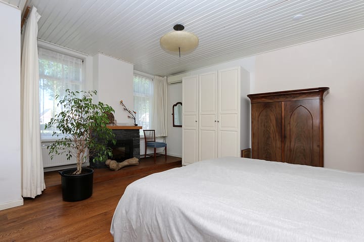 Vrijstaande woning te koop: Hoofdweg 143, Bovensmilde