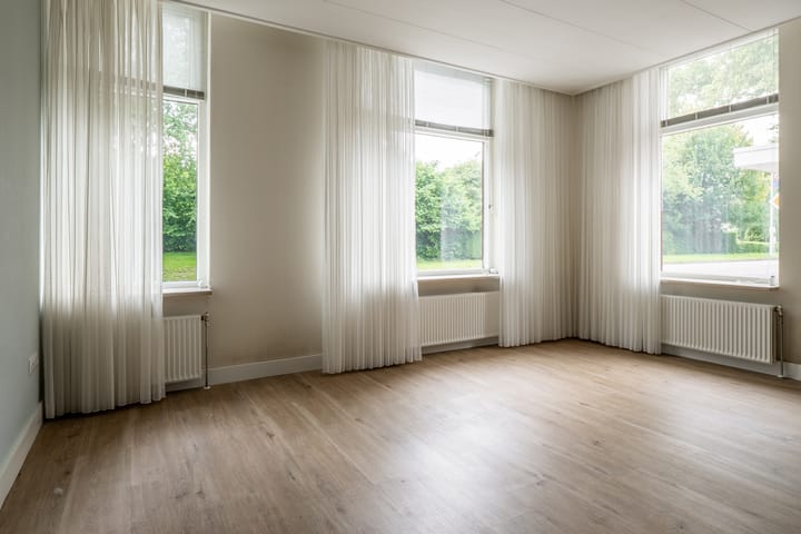 Photo 2 of Deurningerstraat 436