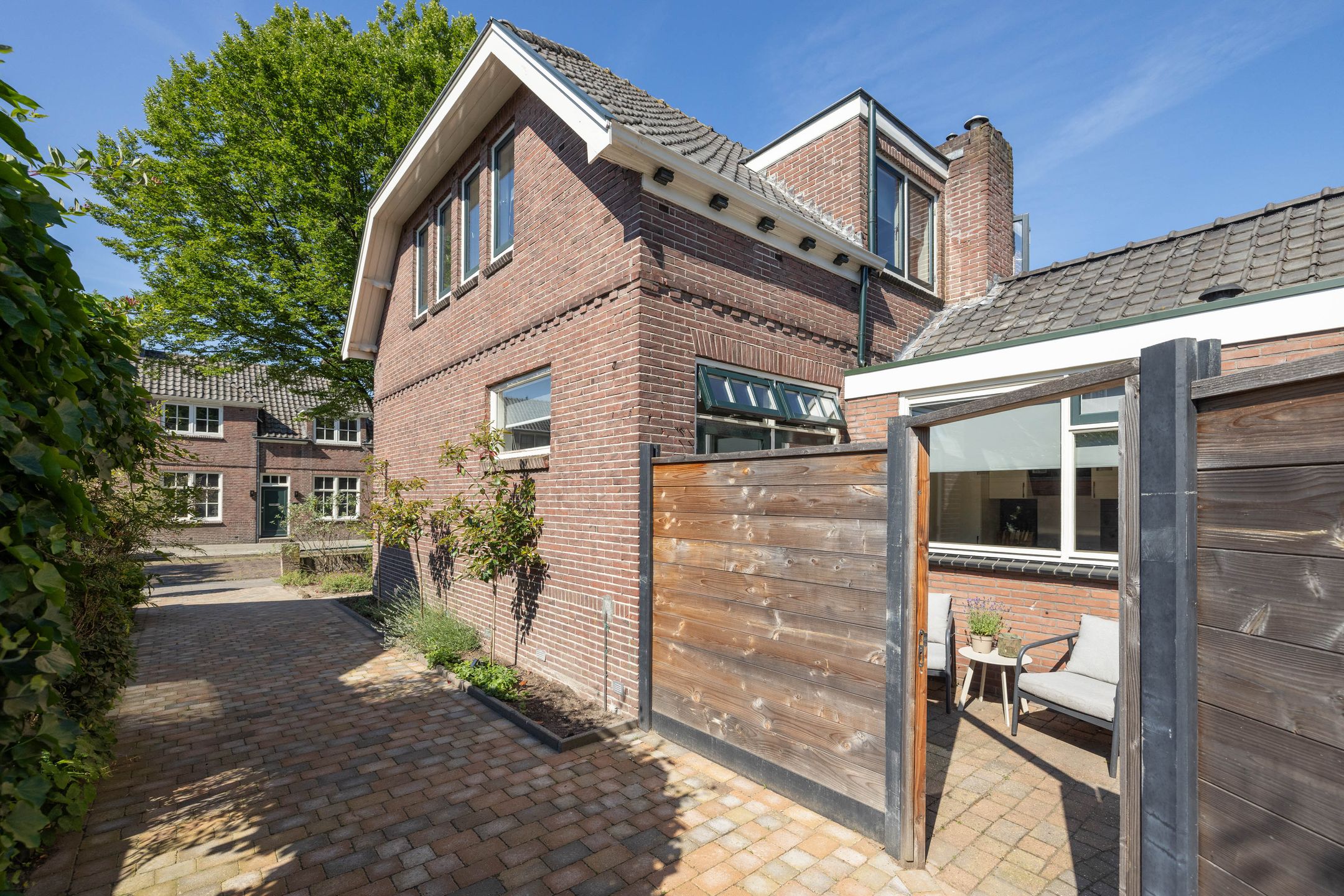 Photo 33 of Buitenweg 40