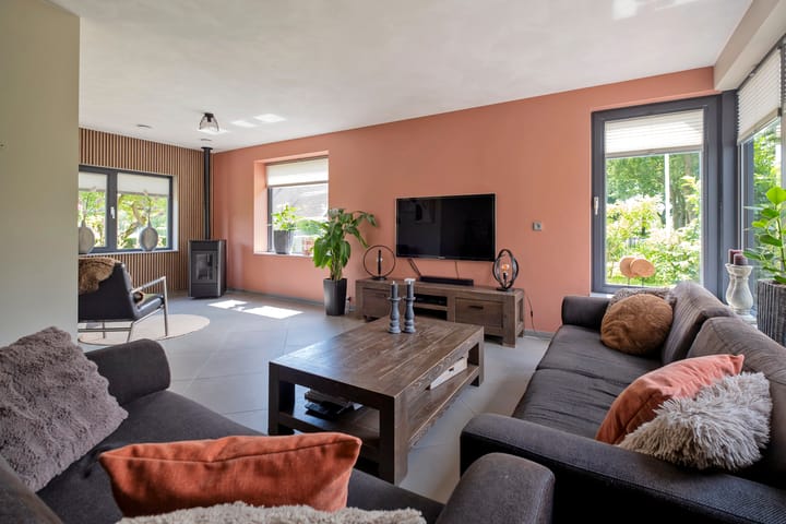 Vrijstaande woning te koop: Esweg 2, Ekehaar