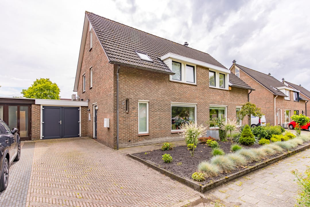 Foto 1 van Platanenhage 40