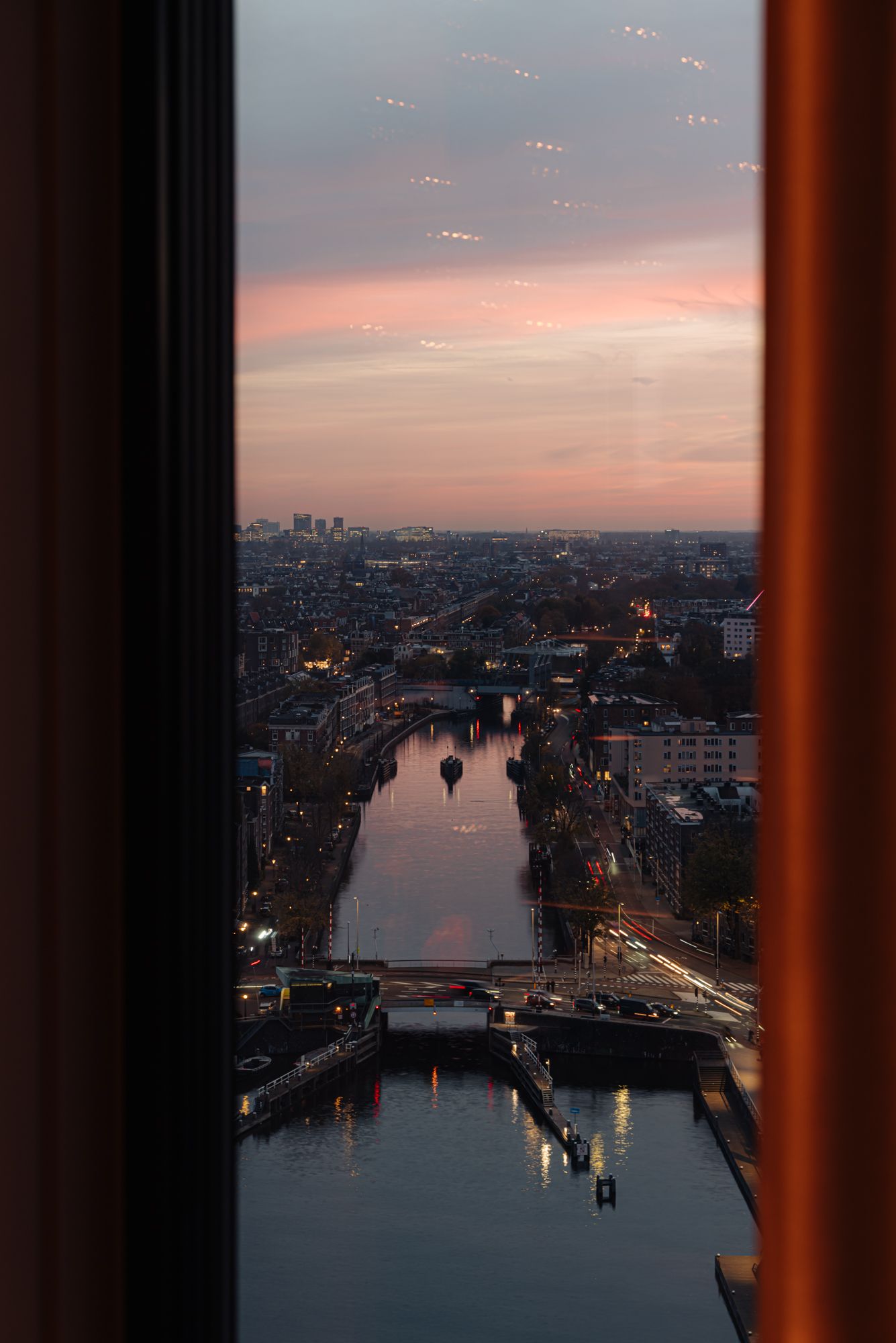 Photo 30 of Pontsteiger 112