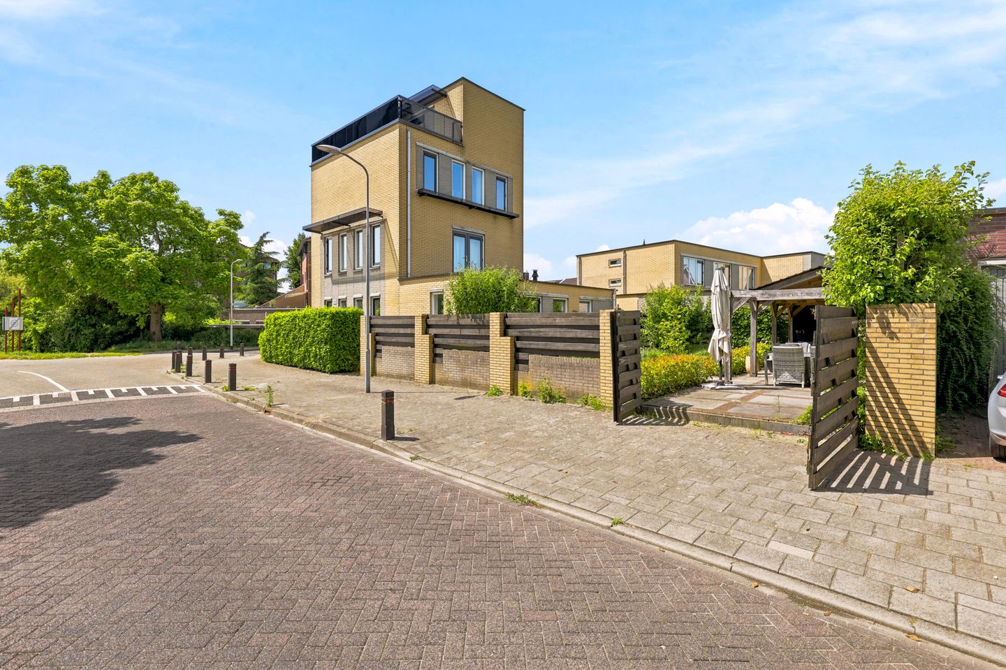 Photo 44 of Fie Carelsenstraat 2