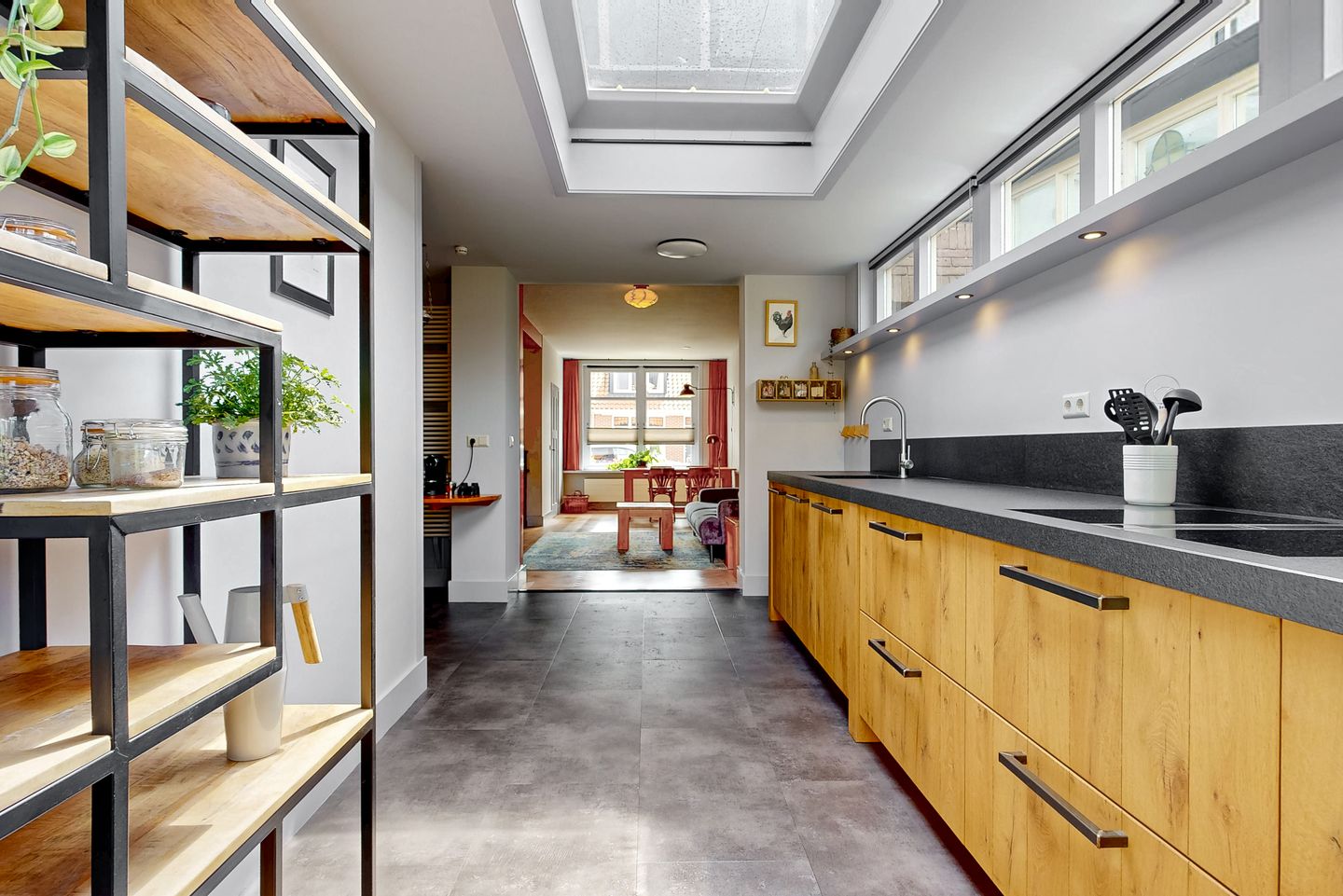 Photo 10 of Schoutenstraat 81