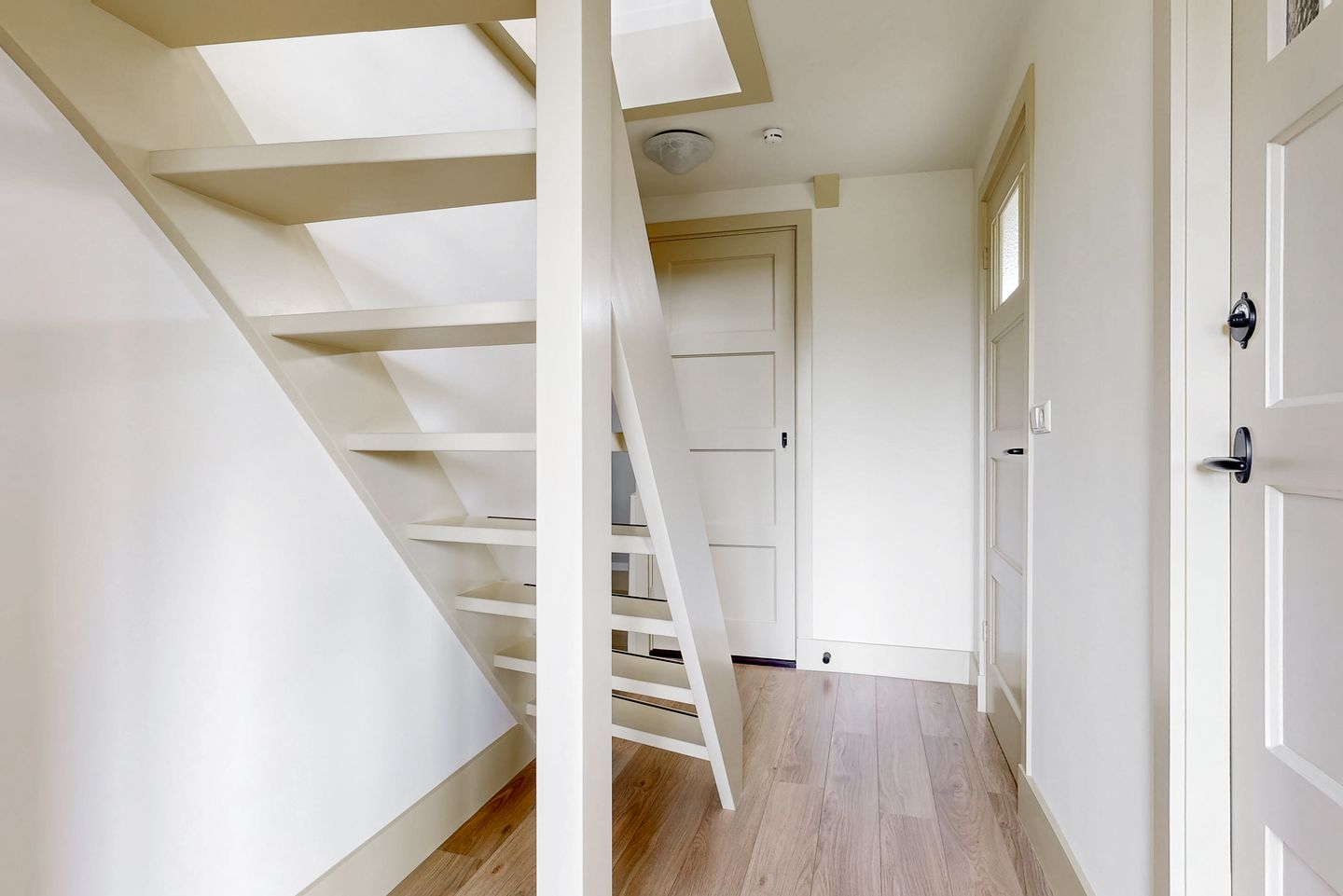 Photo 20 of Schoutenstraat 81