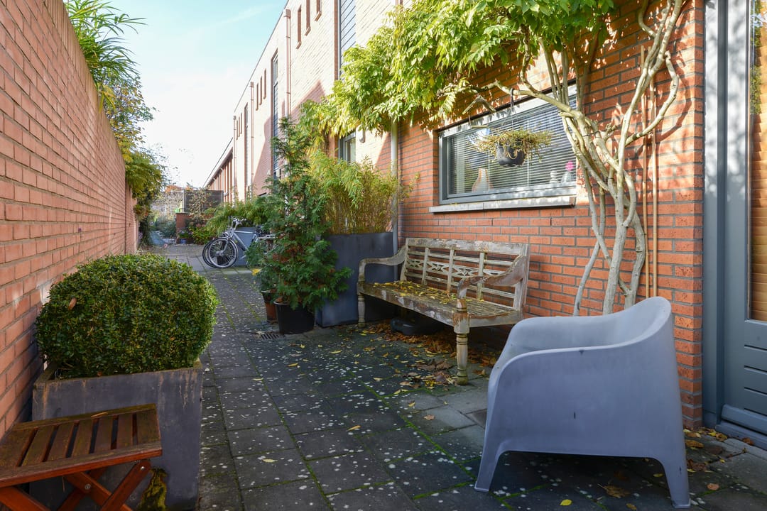 Photo 16 of Burgemeester Banisstraat 7